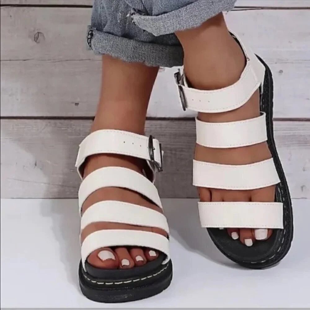 SINCERELY JULES Women's daring trending platform chunky sandals White Size 8.5